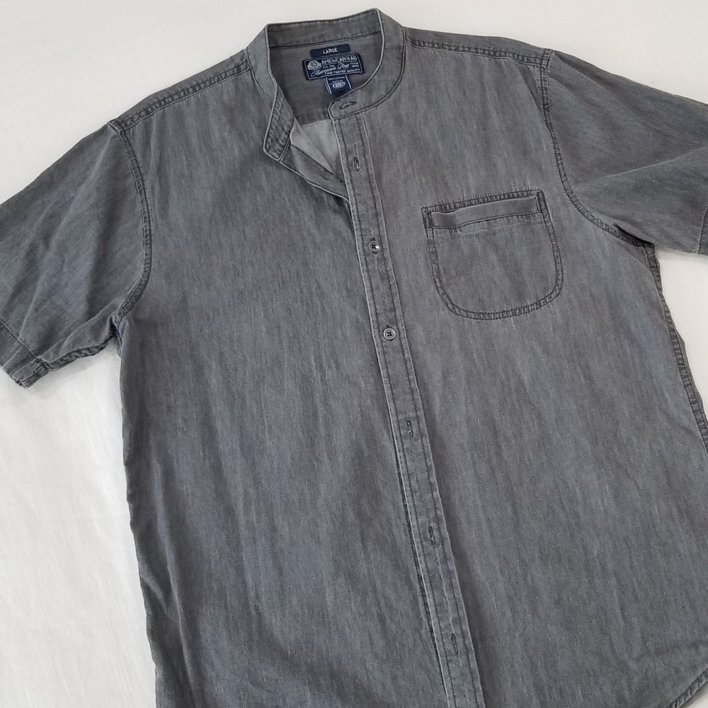 Button down short sleeve shirt
